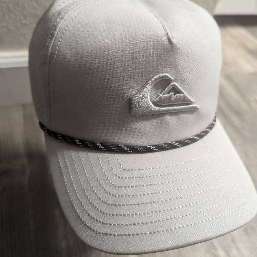 Quiksilver Tech Trucker Rope Hat - Picture 5 of 11